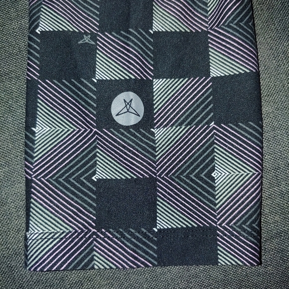 SweetLegs pink and white geo pattern basic leggings. Plus2 size. - Picture 5 of 5